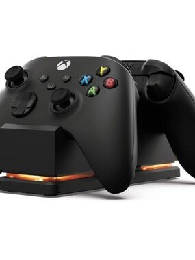 NWT - Xbox Dual Controller Charging Dock in Black with LED Indicators